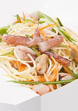 Wok "Кайдзю" с кальмаром